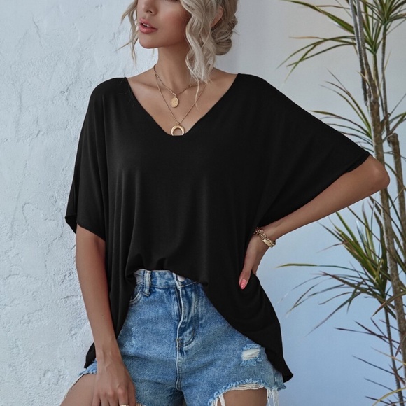 BellanBlue Tops - 022 Cozy Black Batwing Sleeve Oversized Casual Top